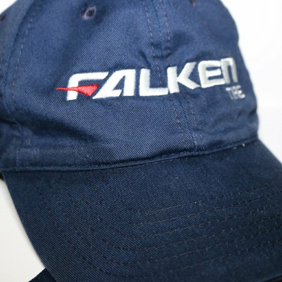 Strap back hat/cap - Picture 1 of 3